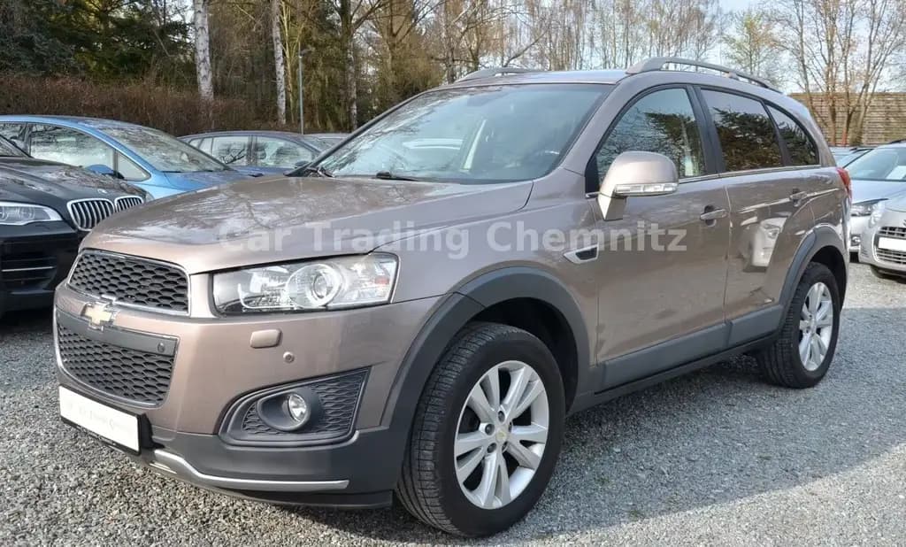 Main__Slider__Photo:Chevrolet Captiva 2.2 D LT+ Automatik Allrad Leder 7 Sitze 01/2014-0