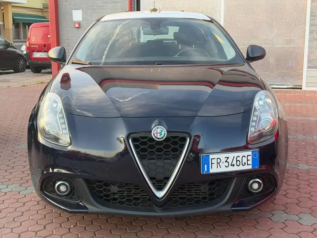 Main__Slider__Photo:Alfa Romeo Giulietta 1.6 JTDm 120 CV Business 08/2018-1