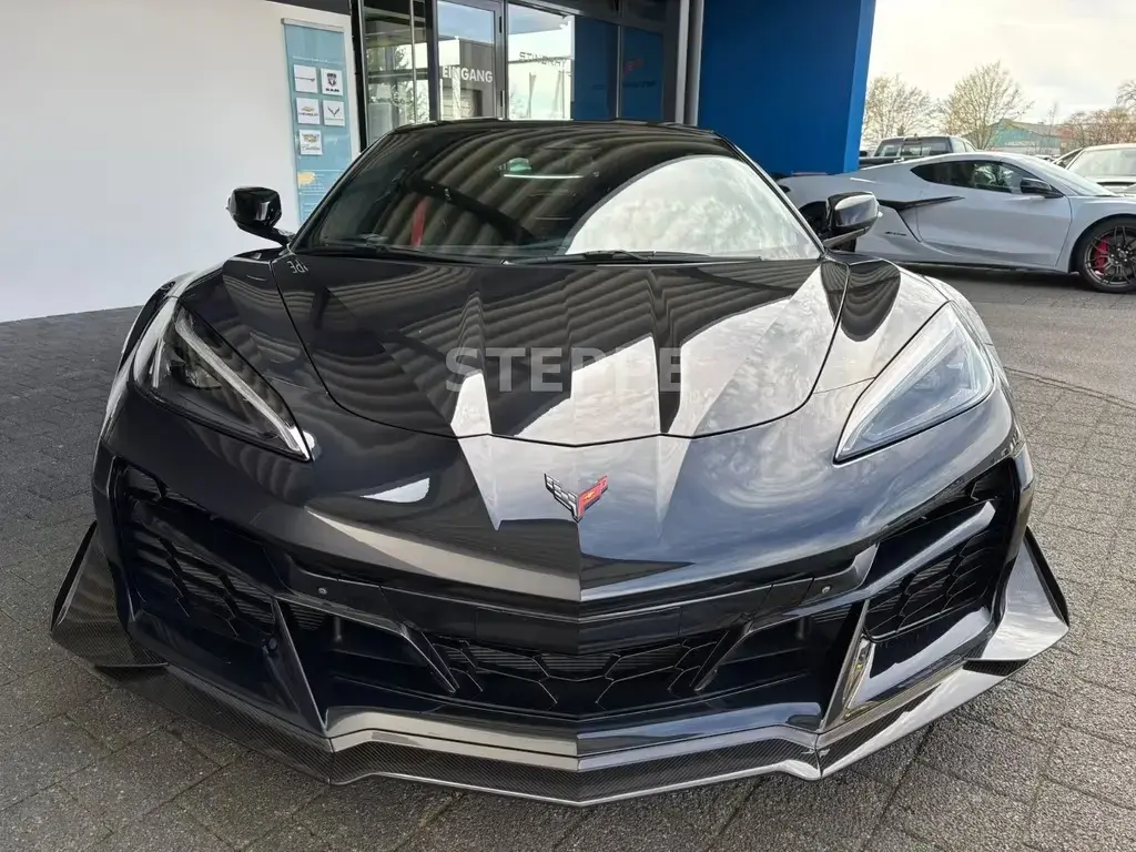 Main__Slider__Photo:Corvette Z06 5,5V8 Coupe Z07 Pack./Ceramicbrakes EU-Mod. 08/2025-1