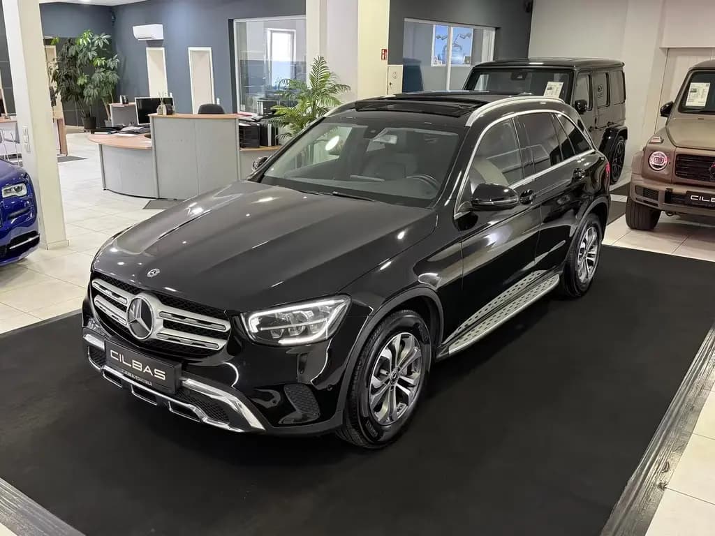 Main__Slider__Photo:Mercedes-Benz GLC 220 d 9G 4M *PANO*LED*SHZ*CARPLAY*1.HAND* 02/2020-0