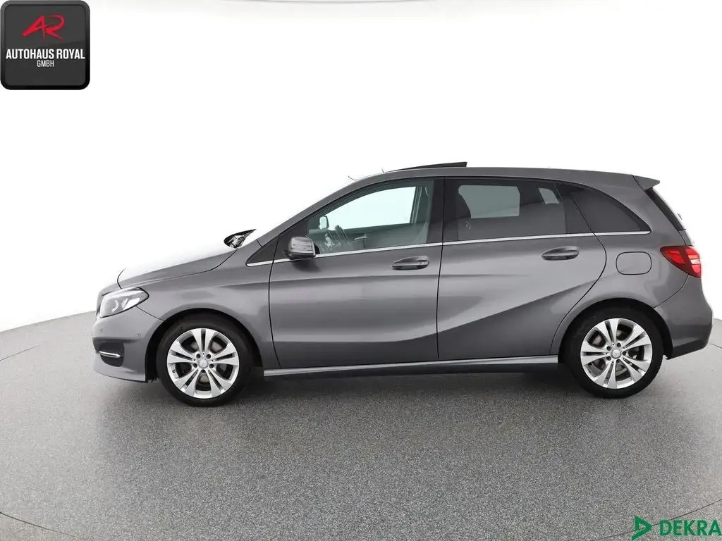 Main__Slider__Photo:Mercedes-Benz B-Class 220 d URBAN PANO,AKT.PARKASSIST,KAMERA,AHK,LED 06/2018-1