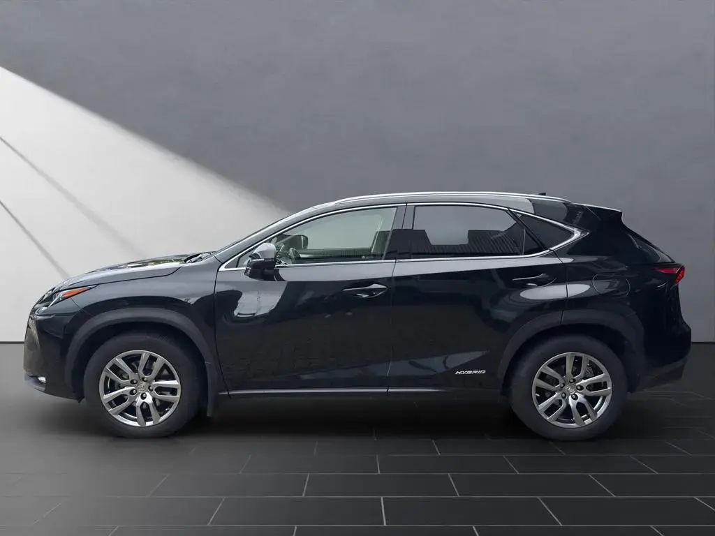 Main__Slider__Photo:Lexus NX 300 h*4x4*EXECUTIVE*AHK*ALLW.* 15J-GARANTIE 09/2017-1