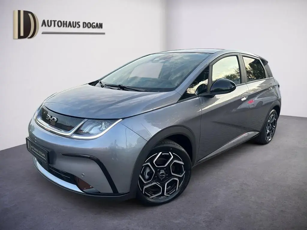 Main__Slider__Photo:BYD DOLPHIN Design*Pano*Shzg*360Cam*Privacy* 07/2025-1