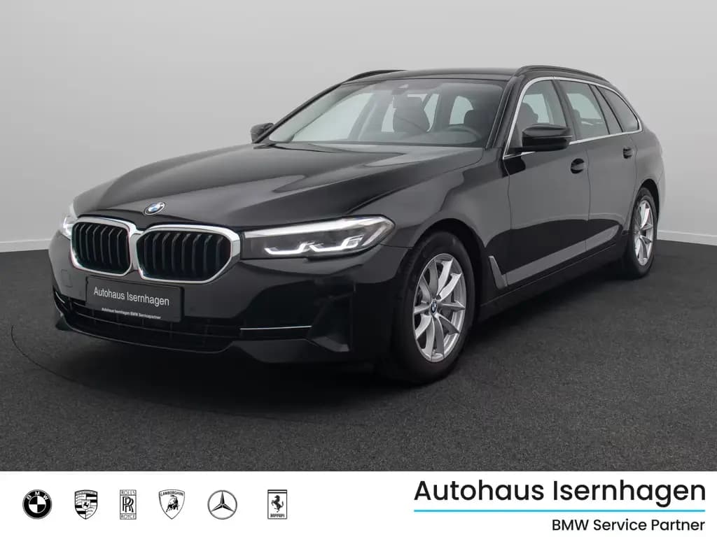 Main__Slider__Photo:BMW 5 Series 530d Alarm 4xKlima DAB Kamera Panorama Sportsitz 08/2022-0