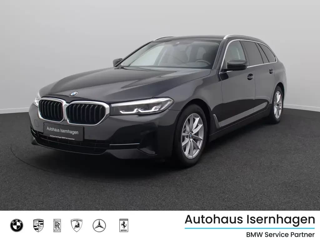 Main__Slider__Photo:BMW 5 Series 520d Alarm DAB Kamera 4xKlima Leder Sport Parkas 01/2021-0