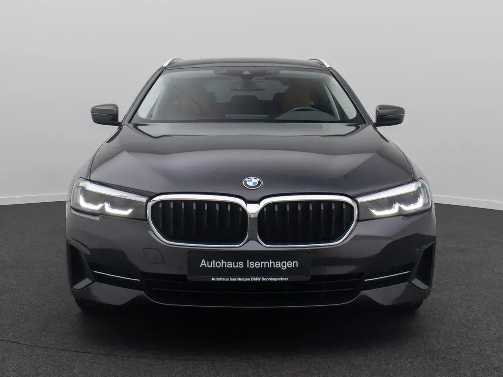 Main__Slider__Photo:BMW 5 Series 520d Alarm DAB Kamera 4xKlima Leder Sport Parkas 01/2021-1