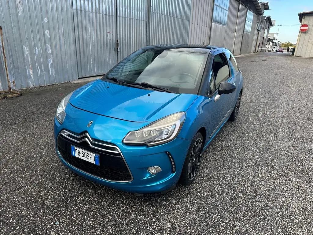 Main__Slider__Photo:DS Automobiles DS3 Ds DS3 3 BlueHDi 120 S&S Sport Chic EURO 6 01/2016-0