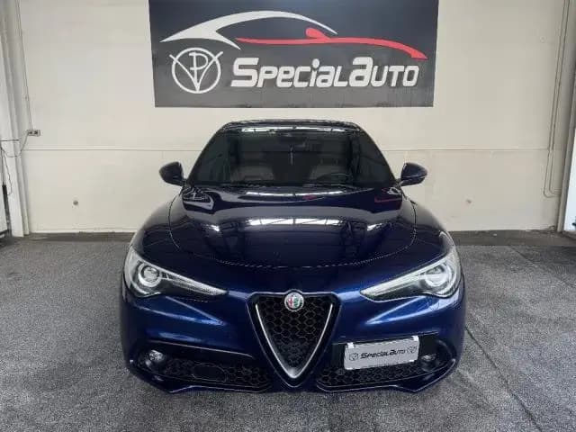 Main__Slider__Photo:Alfa Romeo Stelvio ROMEO Stelvio cil. 2.2 TD 210cv AT8 Q4 Spor 08/2018-0