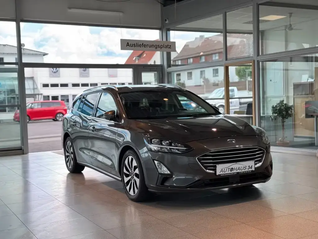 Main__Slider__Photo:Ford Focus Automatik LED NAVI ACC KAMERA APPLE TOP! 07/2019-1