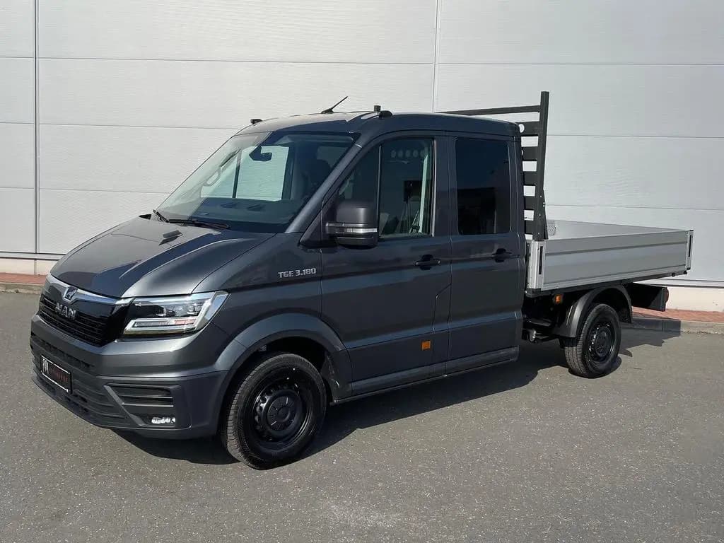Main__Slider__Photo:MAN TGE 3.180 Pritsche DOKA MR FWD AHK SITZHZ STANDH 02/2024-0