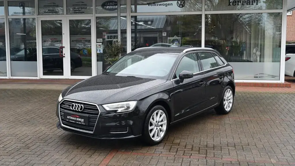 Main__Slider__Photo:Audi A3 Sportback 40 TFSI quattro design *XENON*TOP 02/2019-1