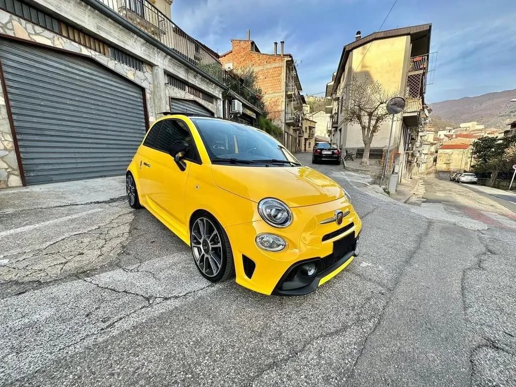 Main__Slider__Photo:Abarth 595 70° Anniversario 09/2023-0