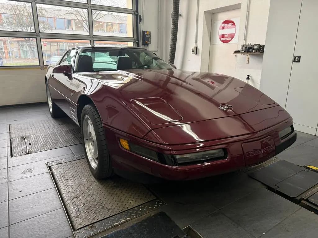 Main__Slider__Photo:Corvette C4 40 03/1993-0