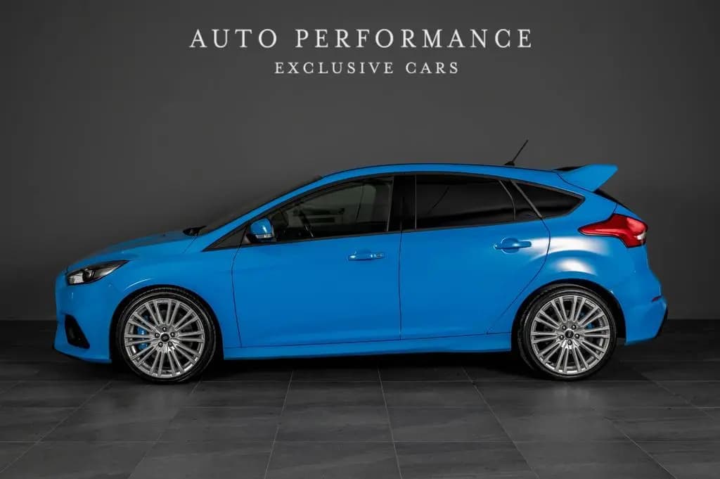 Main__Slider__Photo:Ford Focus RS 350hp Bucket Seats Manual 06/2018-0