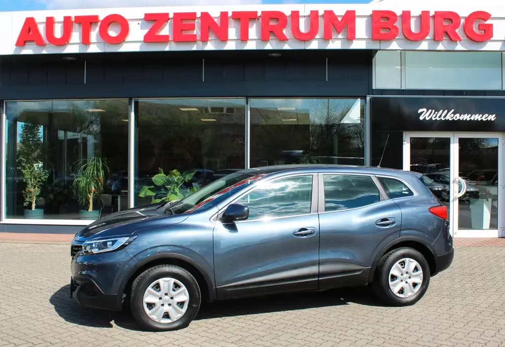 Main__Slider__Photo:Renault Kadjar Life 1.2l TCE Energy AHK Klima 01/2018-0