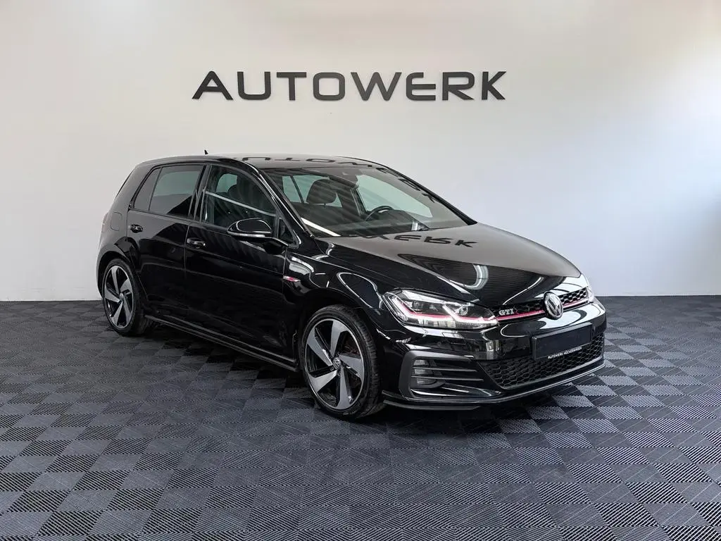 Main__Slider__Photo:Volkswagen Golf VII Lim. GTI *Virtual*Dcc*Acc* 08/2018-1
