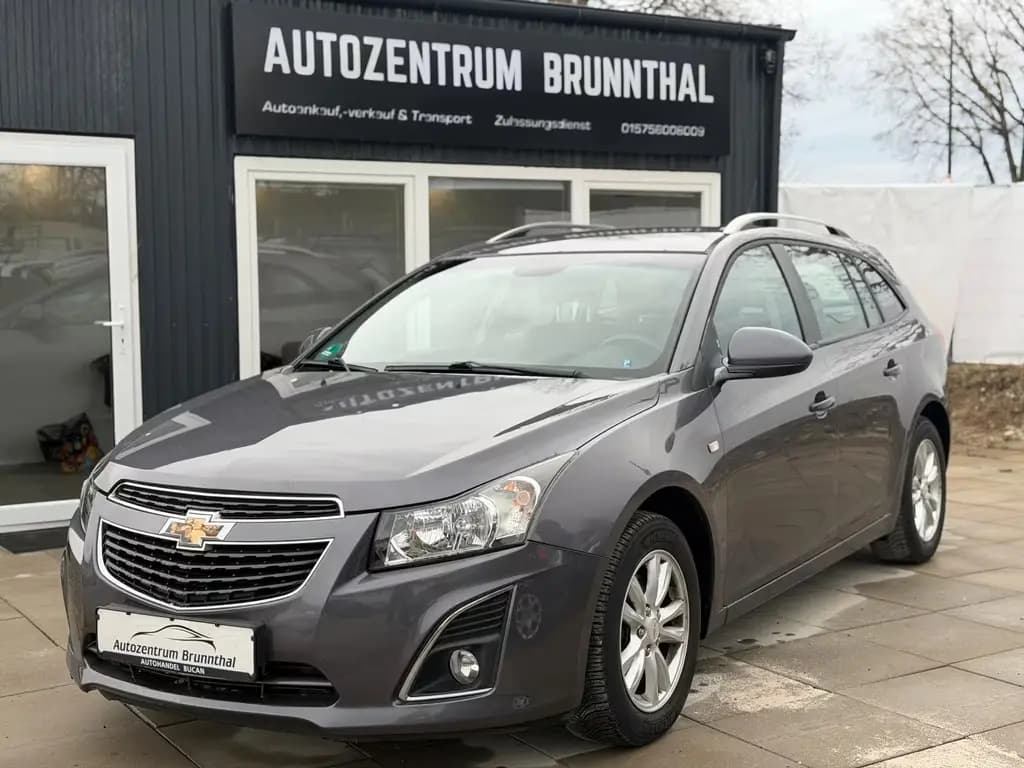 Main__Slider__Photo:Chevrolet Cruze Station Wagon LT+ 1-Hd/ServiceNEU/TÜV01-27 07/2013-0