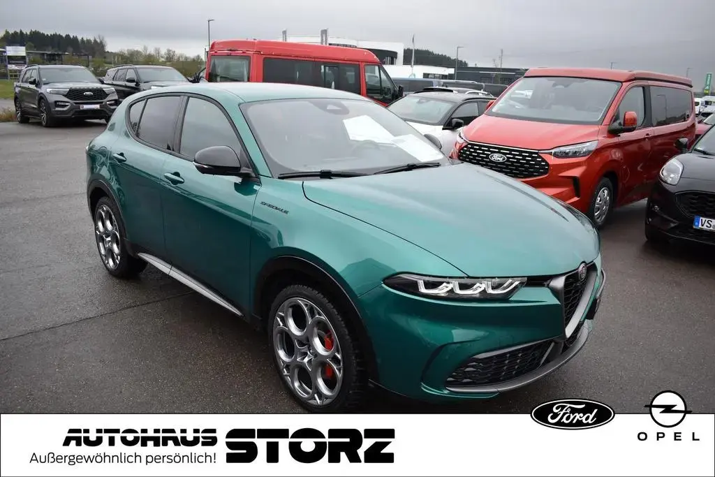 Main__Slider__Photo:Alfa Romeo Tonale SPECIALE Veloce Plug-In-Hybrid AWD ||ACC|WINTER- 02/2024-1