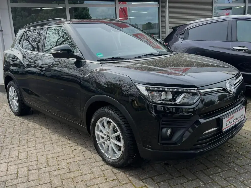 Main__Slider__Photo:Ssangyong Tivoli 1.5 T-GDi Quartz 2WD 09/2019-1