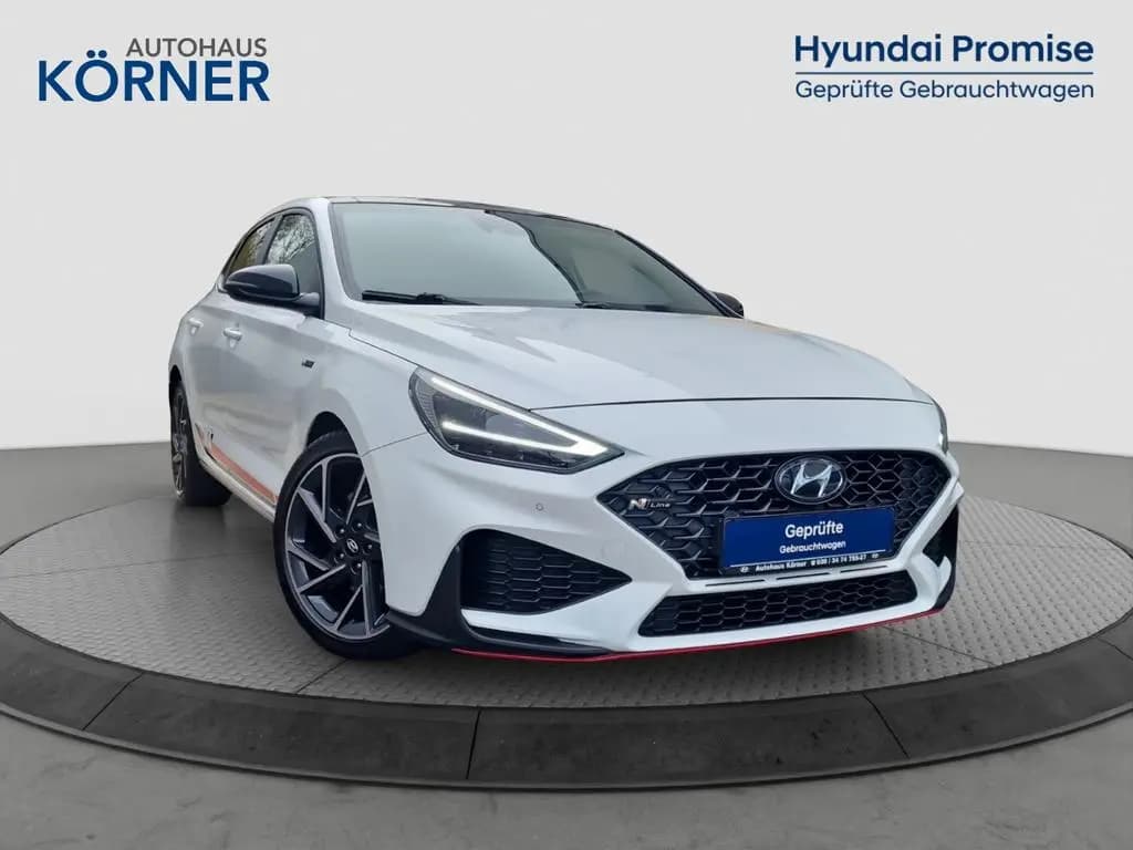 Main__Slider__Photo:Hyundai i30 N-LINE 1.5 T-GDi (48V) *PANO*LED*CAM*CARPLAY 01/2021-0