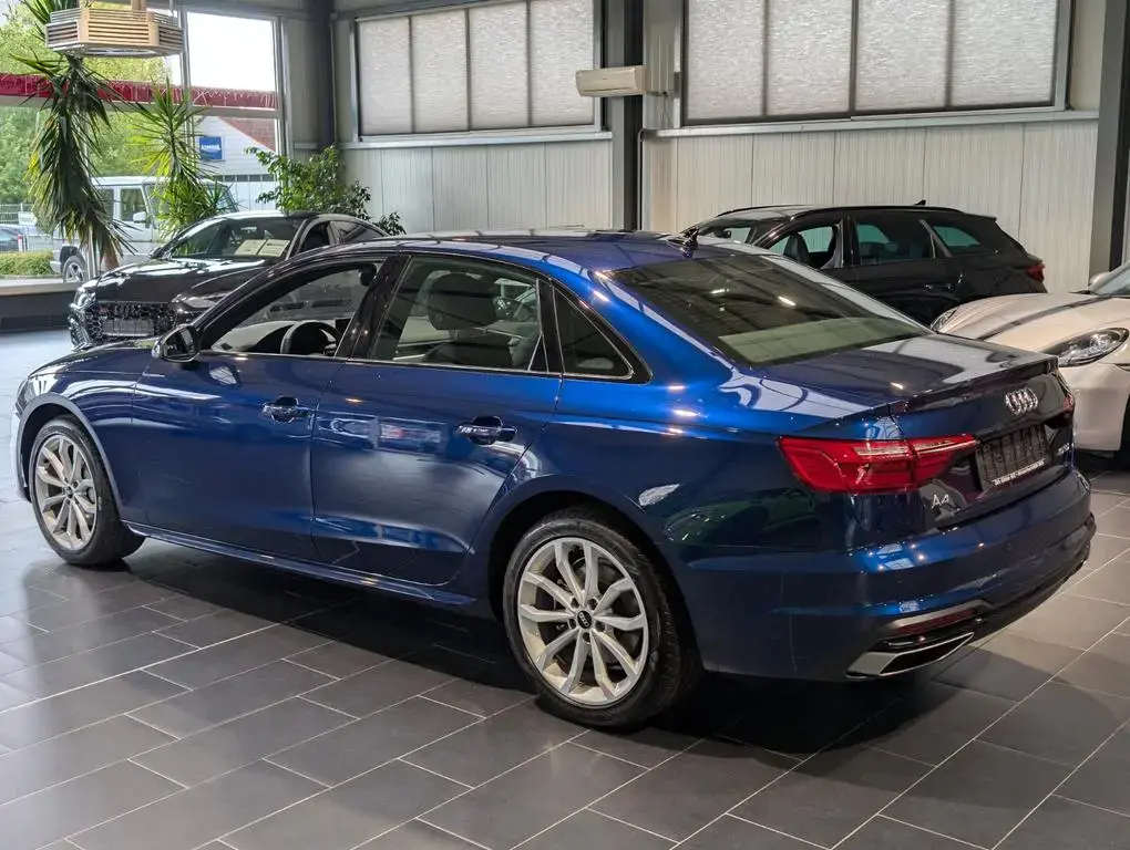 Main__Slider__Photo:Audi A4 40 TDI S tronic advanced 09/2022-1