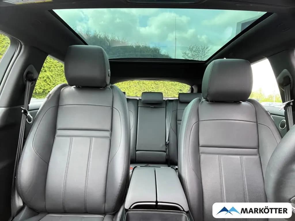 Main__Slider__Photo:Land Rover Range Rover Rover Evoque S ACC/AHK/Pano/Black-Paket 10/2024-0