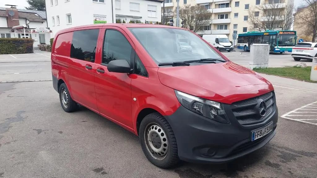 Main__Slider__Photo:Mercedes-Benz Vito 02/2018-0