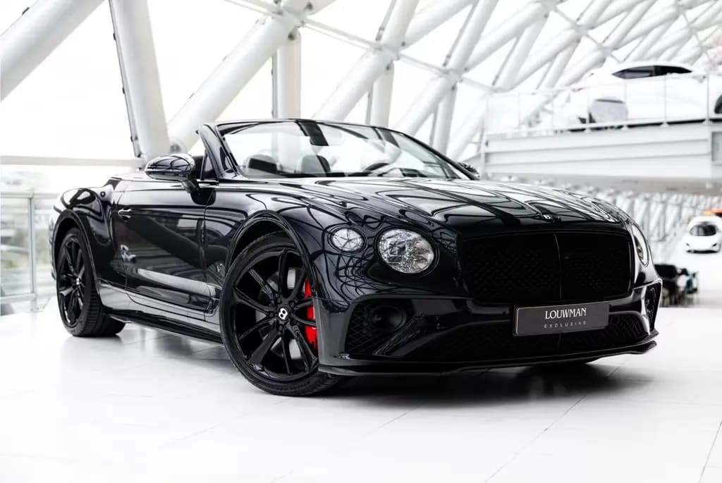 Main__Slider__Photo:Bentley Continental GTC 4.0 V8 | Mulliner | Red Roof | B 02/2022-0