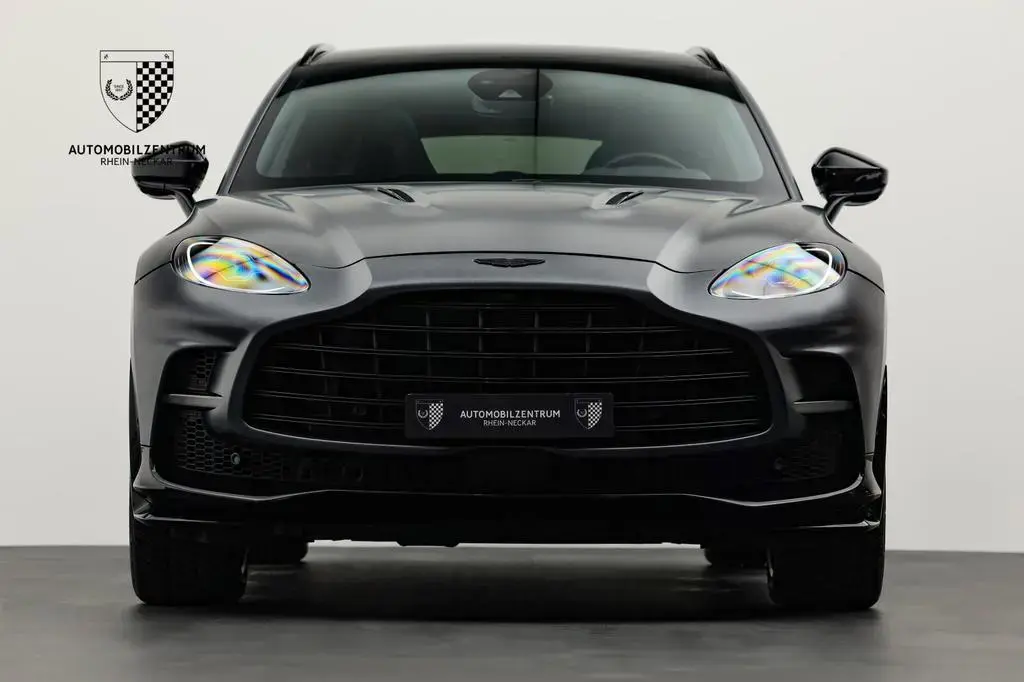 Main__Slider__Photo:Aston Martin DBX 707 QSpecialPaint/Panorama/23" 05/2023-1