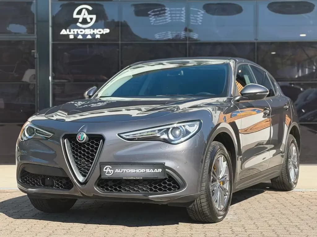 Main__Slider__Photo:Alfa Romeo Stelvio Super Q4 01/2019-0
