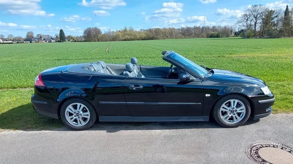Main__Slider__Photo:Saab 9-3 1.8t Linear Cabriolet Linear 06/2005-0