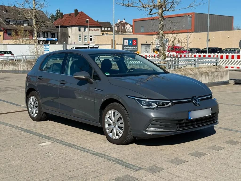 Main__Slider__Photo:Volkswagen Golf 1.5 eTSI OPF 96kW DSG Style Style 02/2022-0