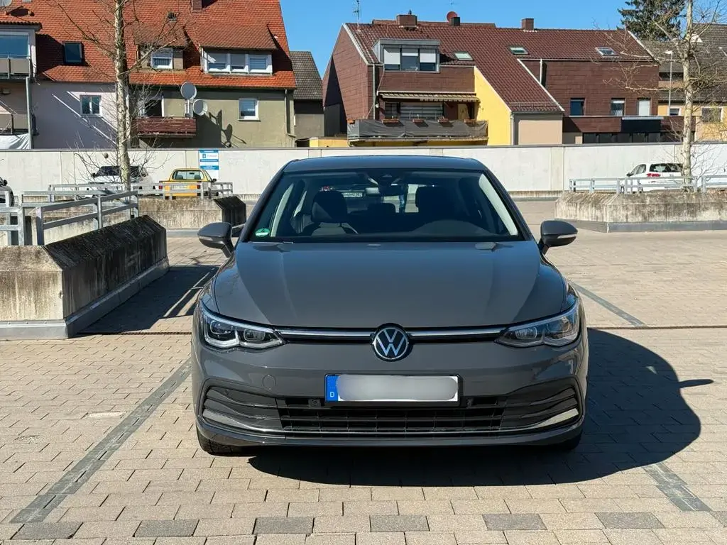 Main__Slider__Photo:Volkswagen Golf 1.5 eTSI OPF 96kW DSG Style Style 02/2022-1