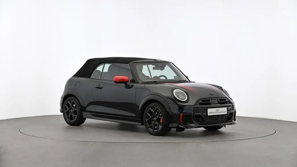 Main__Slider__Photo:MINI John Cooper Works Cabrio 05/2025-1