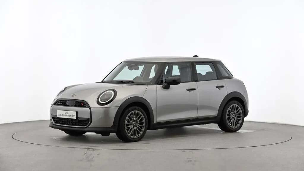 Main__Slider__Photo:MINI Cooper S 5-Türer 11/2024-0