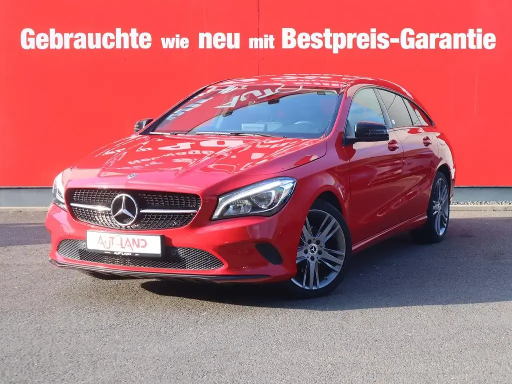 Main__Slider__Photo:Mercedes-Benz CLA-Class 200 Shooting Brake Urban LED Navi Tempomat 01/2019-1