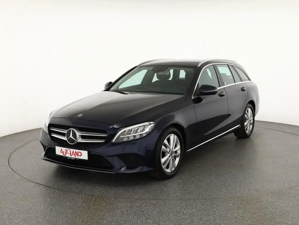 Main__Slider__Photo:Mercedes-Benz C-Class T-Modell Aut. LED Navi Kamera AHK DAB 07/2019-1