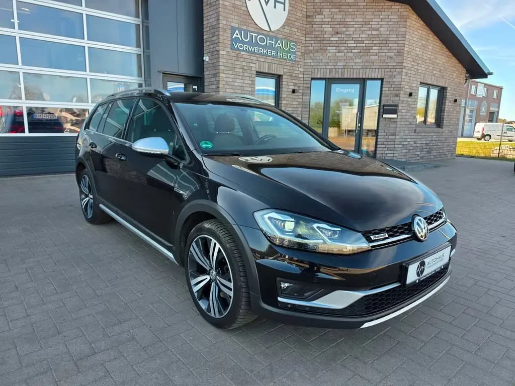 Main__Slider__Photo:Volkswagen Golf VII Alltrack 4Motion TÜV Neu/AHK/Scheckh./ 09/2017-0
