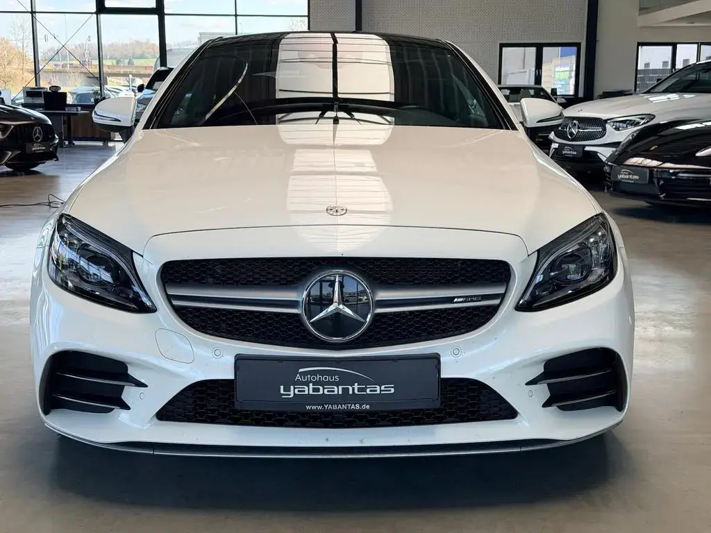 Main__Slider__Photo:Mercedes-Benz C-Class 43 AMG 4M Design Pano DISTRONIC+ Kamera KEYLES 06/2020-1