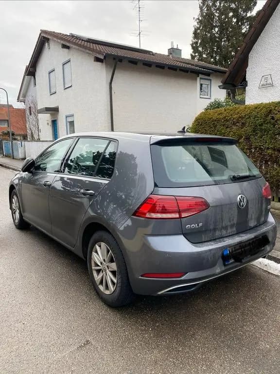 Main__Slider__Photo:Volkswagen VW Golf 7 TSI Service Neu TÜV 11/27 11/2017-0