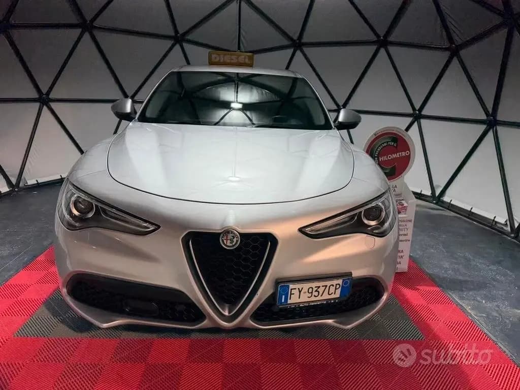 Main__Slider__Photo:Alfa Romeo Stelvio 2.2 Turbodiesel 210 CV AT8 Q4 12/2019-0