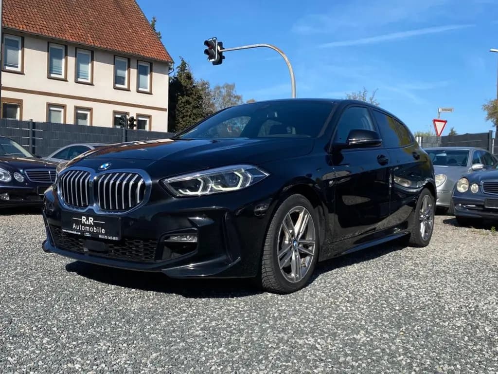 Main__Slider__Photo:BMW 1 Series 118i M Technik Sport 2.Hd LED HeadUp LiveCockpit 12/2019-0