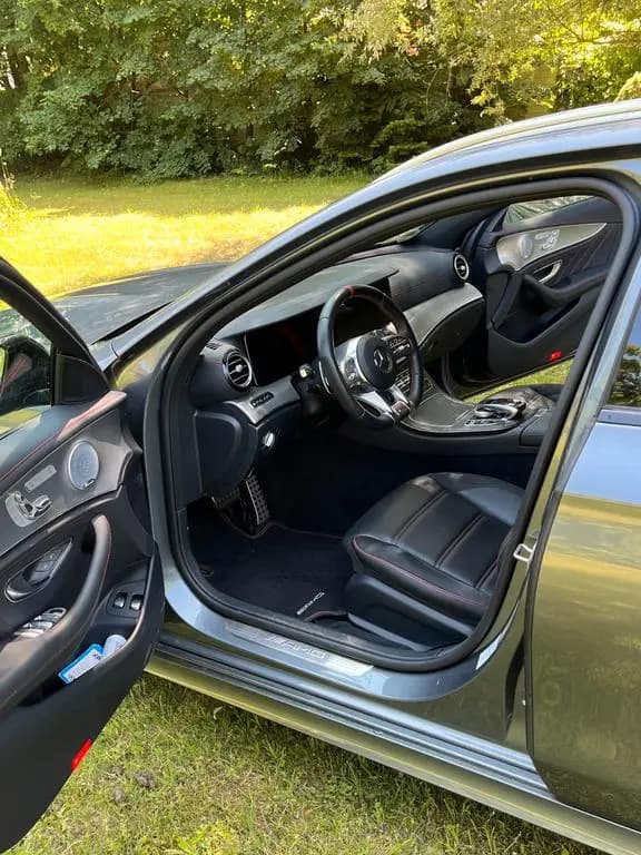 Main__Slider__Photo:Mercedes-Benz AMG E53 T, Vollausst., Burmester, Top-Zustand 08/2019-0