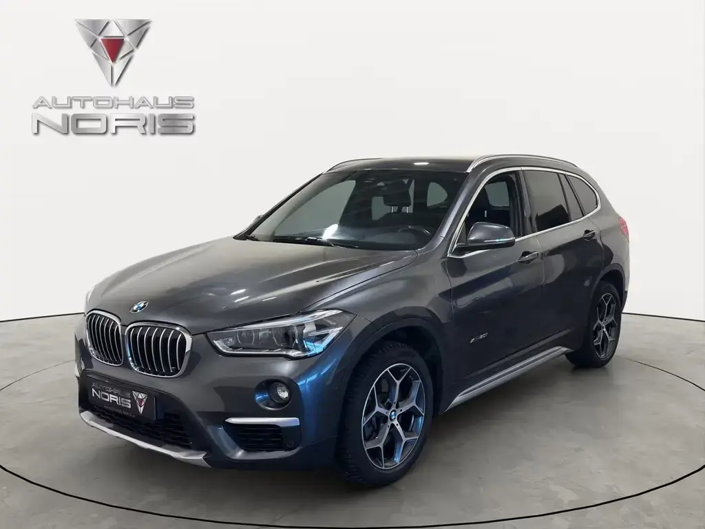 Main__Slider__Photo:BMW X1 xDrive 20 i xLine *NAVI*LED*INDIVIDUAL*KAMERA 02/2016-1