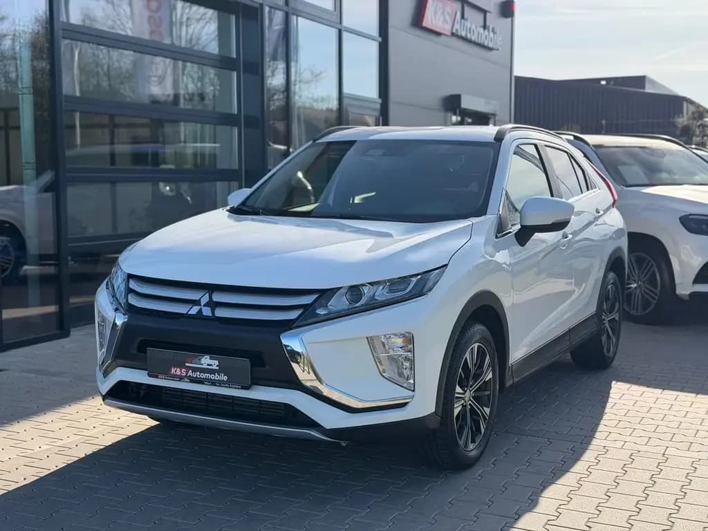 Main__Slider__Photo:Mitsubishi Eclipse Cross 1.5 T-MIVEC Diamant Edition 2WD* 07/2019-0