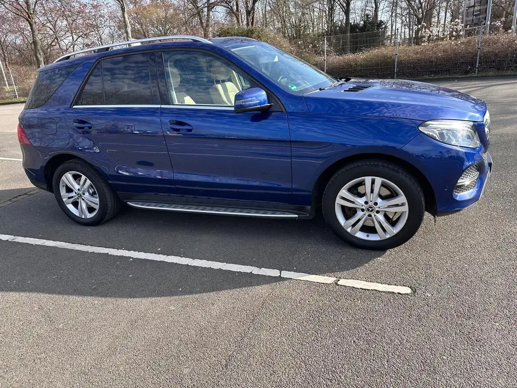 Main__Slider__Photo:Mercedes-Benz GLE-Class 400 4MATIC - 12/2017-1