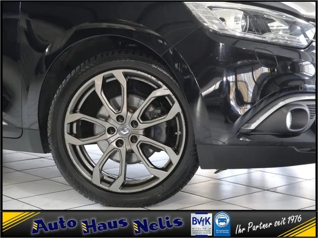 Main__Slider__Photo:Renault Scenic 1.2 TCe 130 Energy Grand Intens 7-Sitzer 02/2017-0