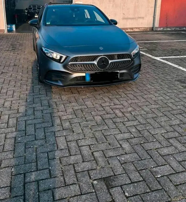 Main__Slider__Photo:Mercedes-Benz A-Class Benz A Klasse 220 Amg line 04/2019-1