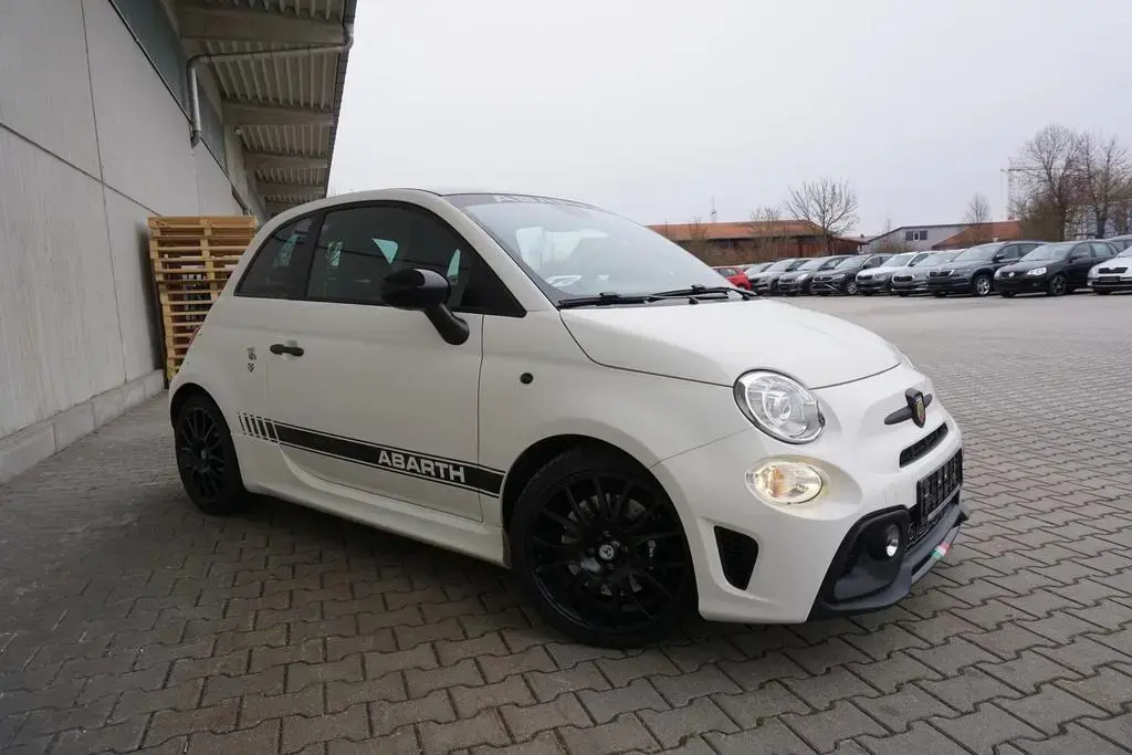 Main__Slider__Photo:Abarth 595 Competizione Navi Beats Brembo ab 195,-Mtl 11/2018-1