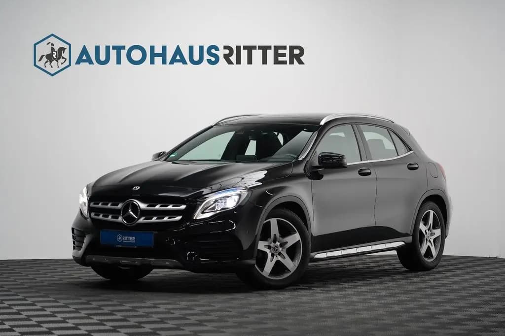 Main__Slider__Photo:Mercedes-Benz GLA-Class 200 AMG Line Pano Navi AHK LED DAB KeylessGO 11/2019-0